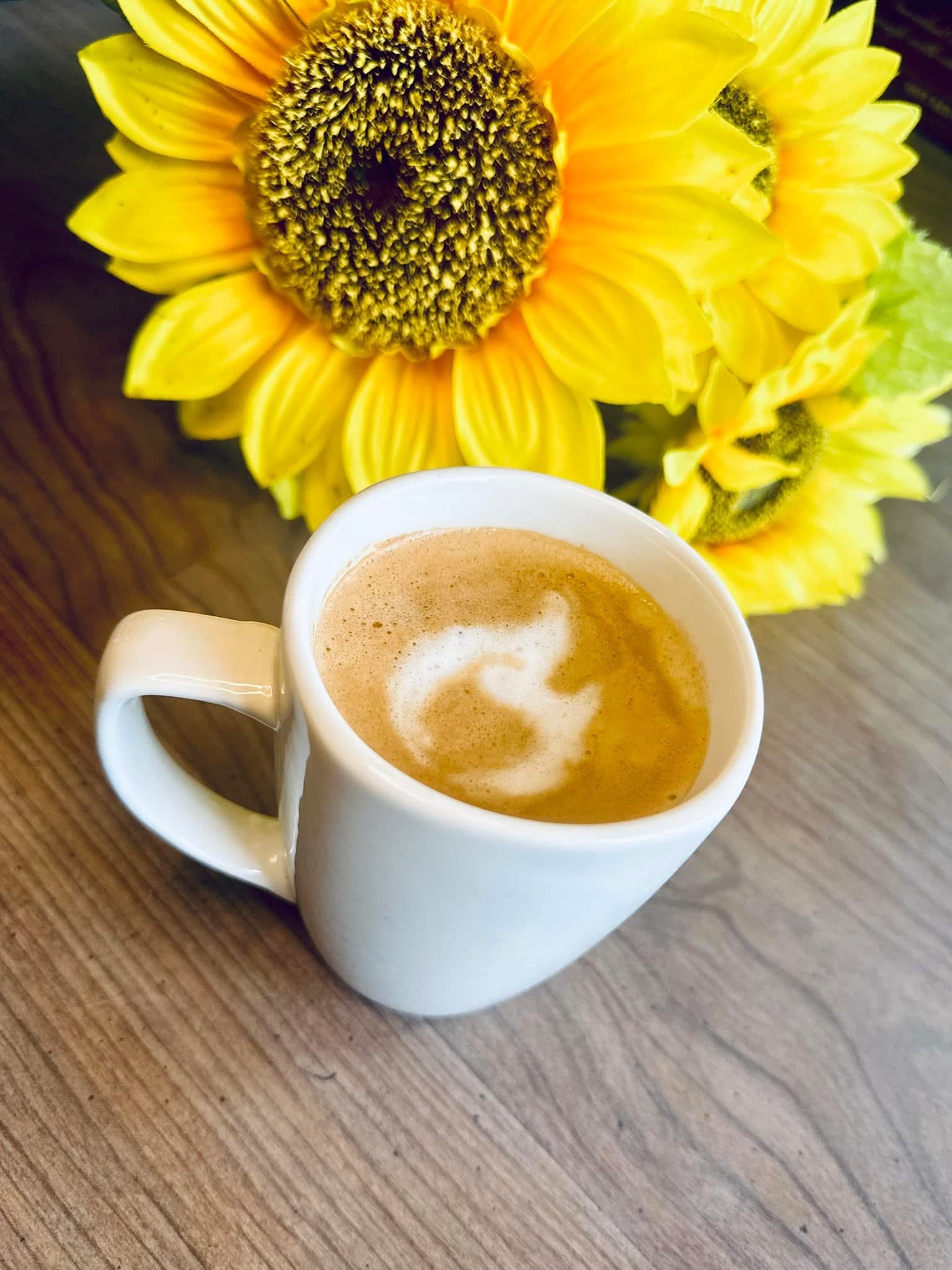 ☕ Morning coffee, but make it optimized for longevity ⚡