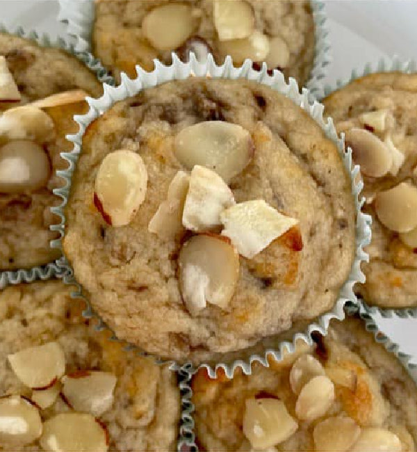 ☝🏼OPTION 1 Almond & Banana Protein Muffins